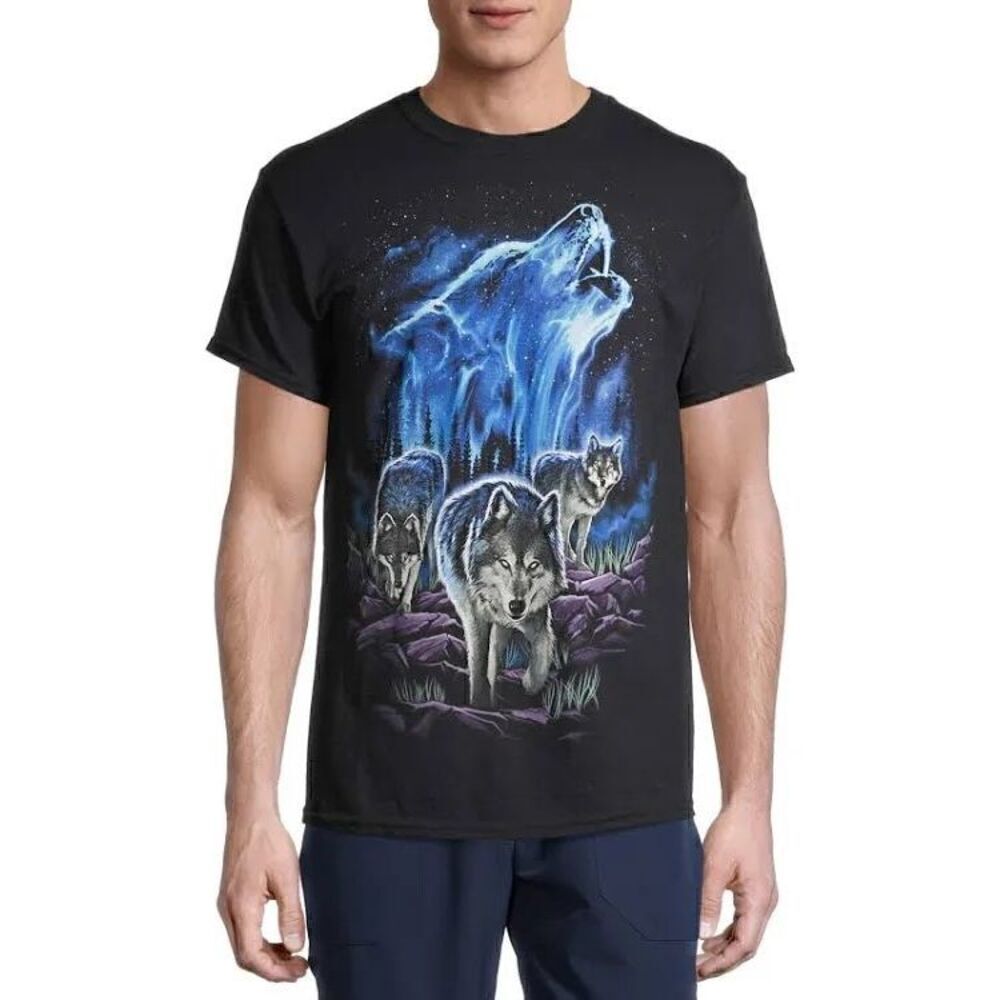 Odm Art Men's Wolves in Northern Lights Graphic T-Shirt Sz S